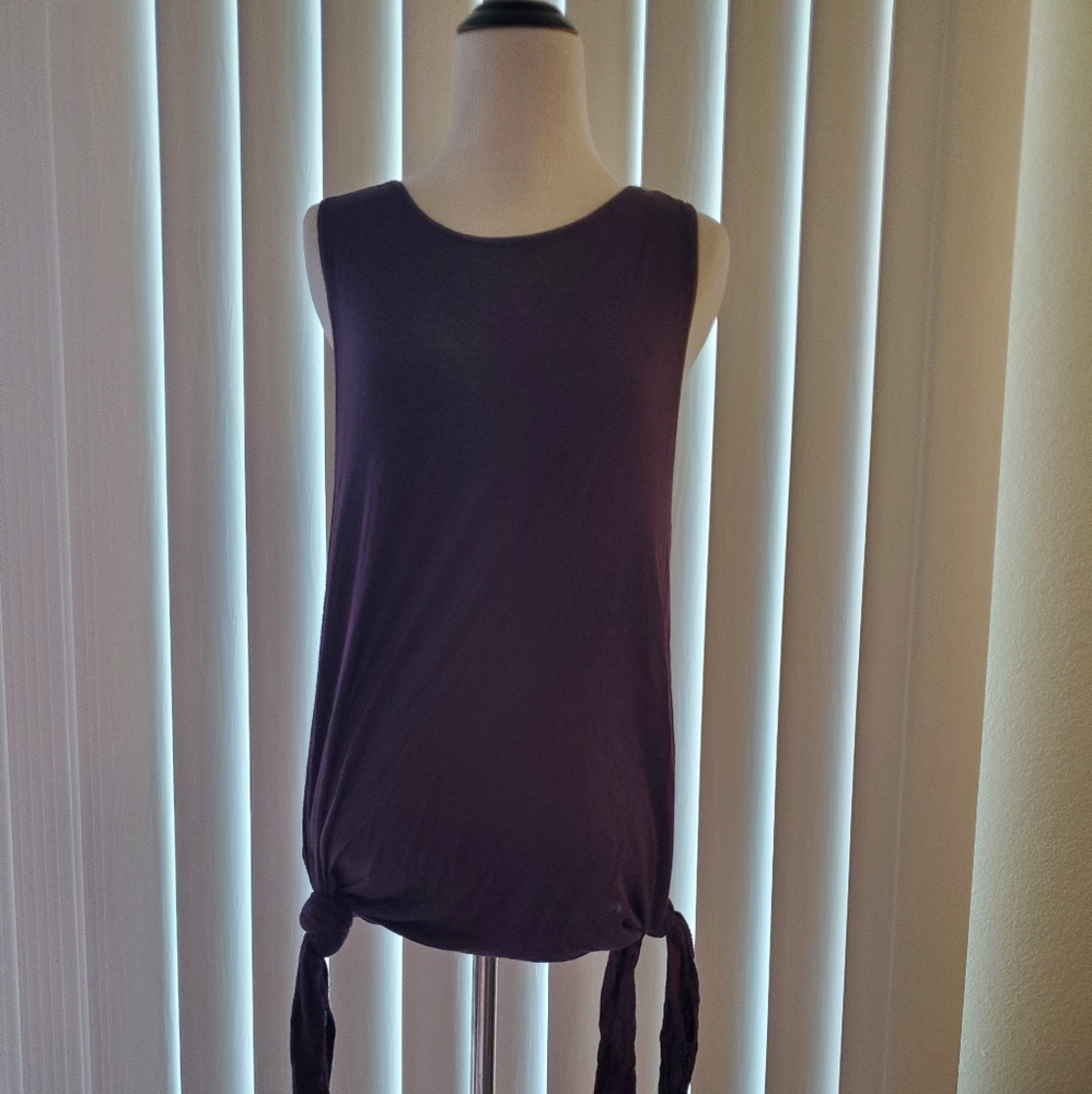 Black cotton tank